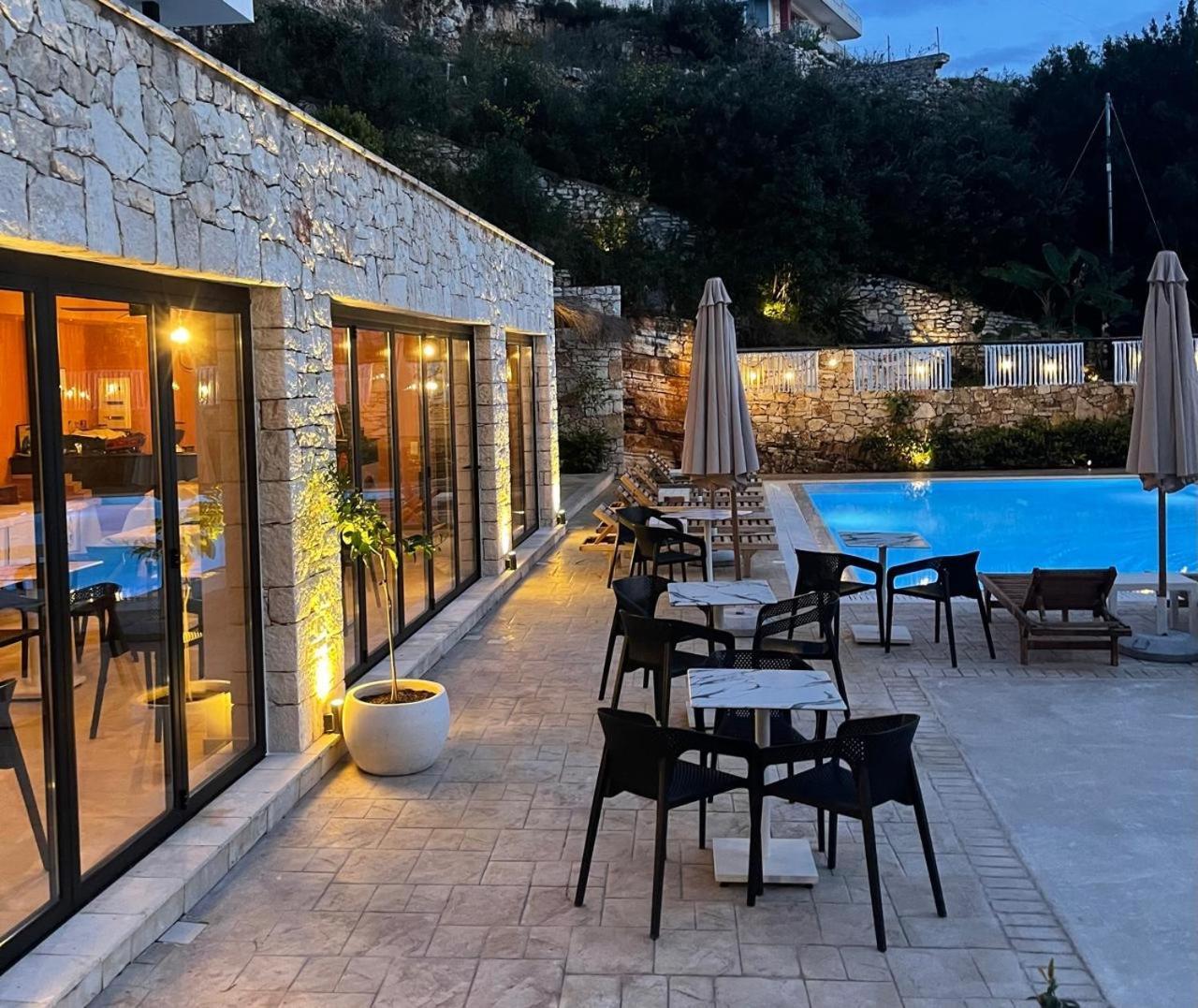 Hotel Platon Sarandë Exteriér fotografie